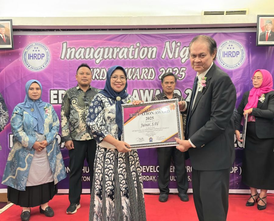 Dari Sangihe untuk Indonesia: Juinar Raih Dua Penghargaan di Education Award 2025