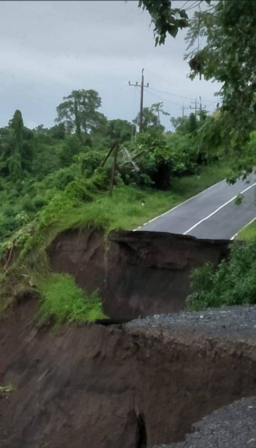 Jalan Terputus Di Kelurahan Pinasungkulan Desa Pinenek