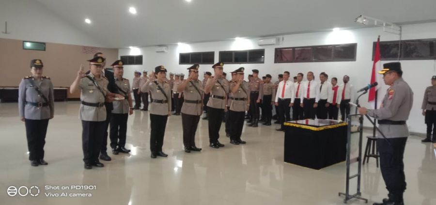 Kapolres Sangihe Pimpin Sertijab Sejumlah Pejabat Utama dan Kapolsek