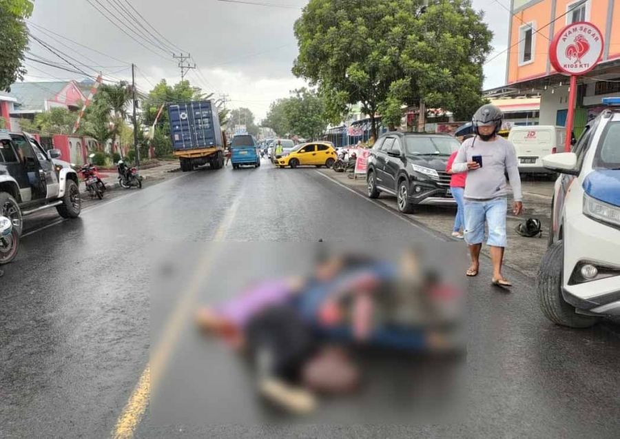Kecelakaan Maut, Digilas Truk Tronton, Pasang Suami Istri Tewas di Tempat