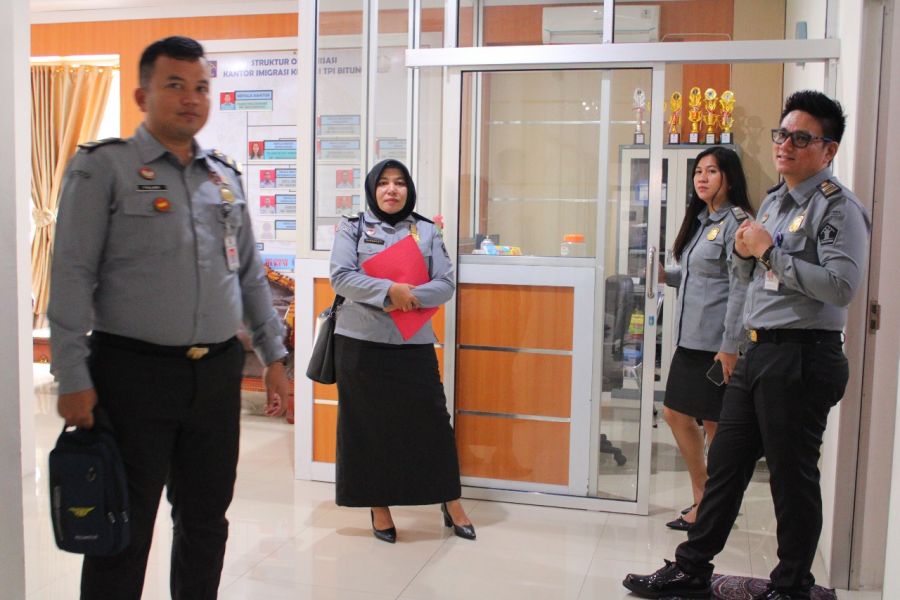 Kunker Divisi Keimigrasian Kanwil Kemenkumham Sulawesi Utara Ke Kanim Kelas II TPI Bitung
