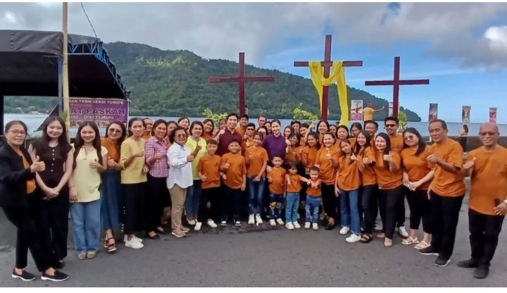 Subuh Paskah di Boulevard Tahuna, Bupati Michael Thungari Ajak Jemaat Hidupi Makna Kebangkitan