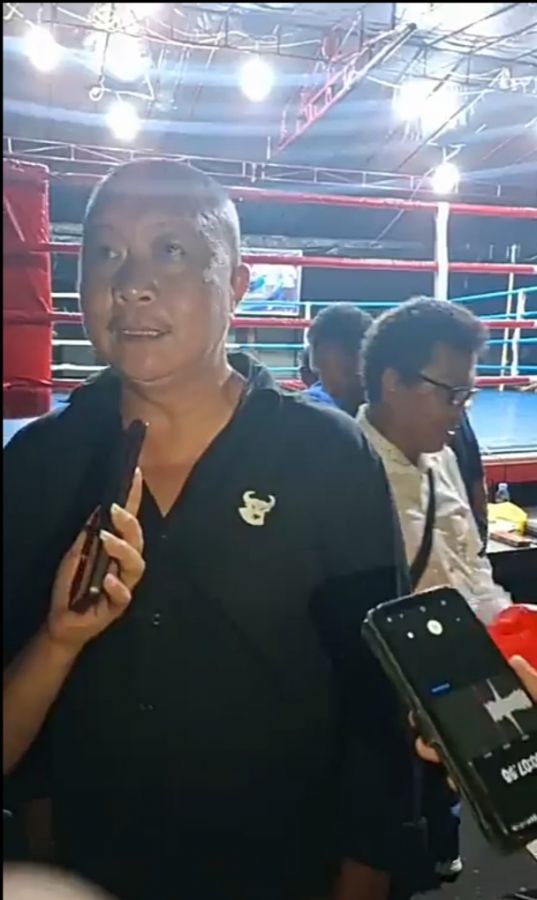 Tak Hanya di Parlemen, Denny Roy Tampi Turun Langsung Bina Atlet Tinju Sangihe