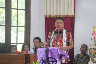 Kunker Dihari Terakhir, Gubernur Sulut Beribadah dengan Jemaat GMIST Bukit Kasih Eneratu